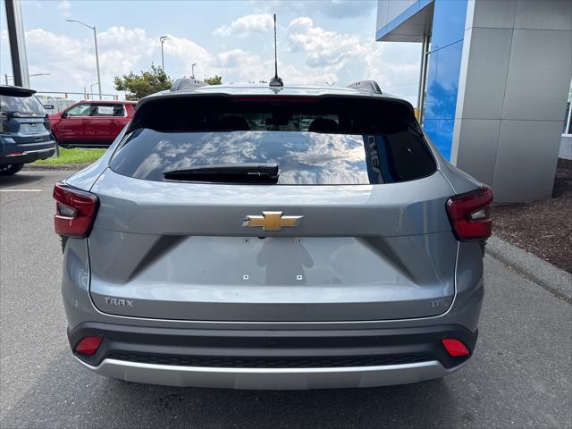 new 2025 Chevrolet Trax car, priced at $24,780