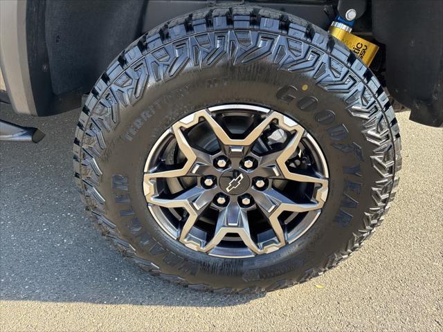 new 2024 Chevrolet Colorado car, priced at $49,910