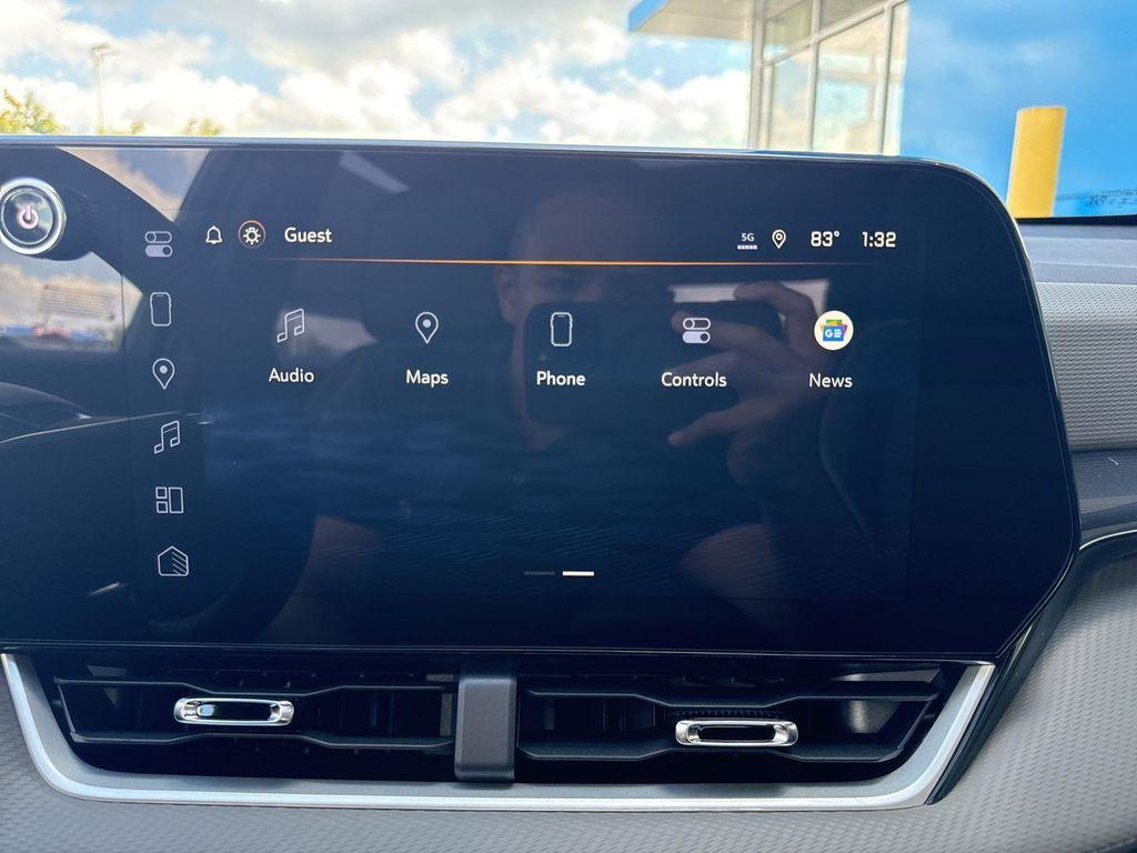 new 2026 Chevrolet Equinox car, priced at $36,400