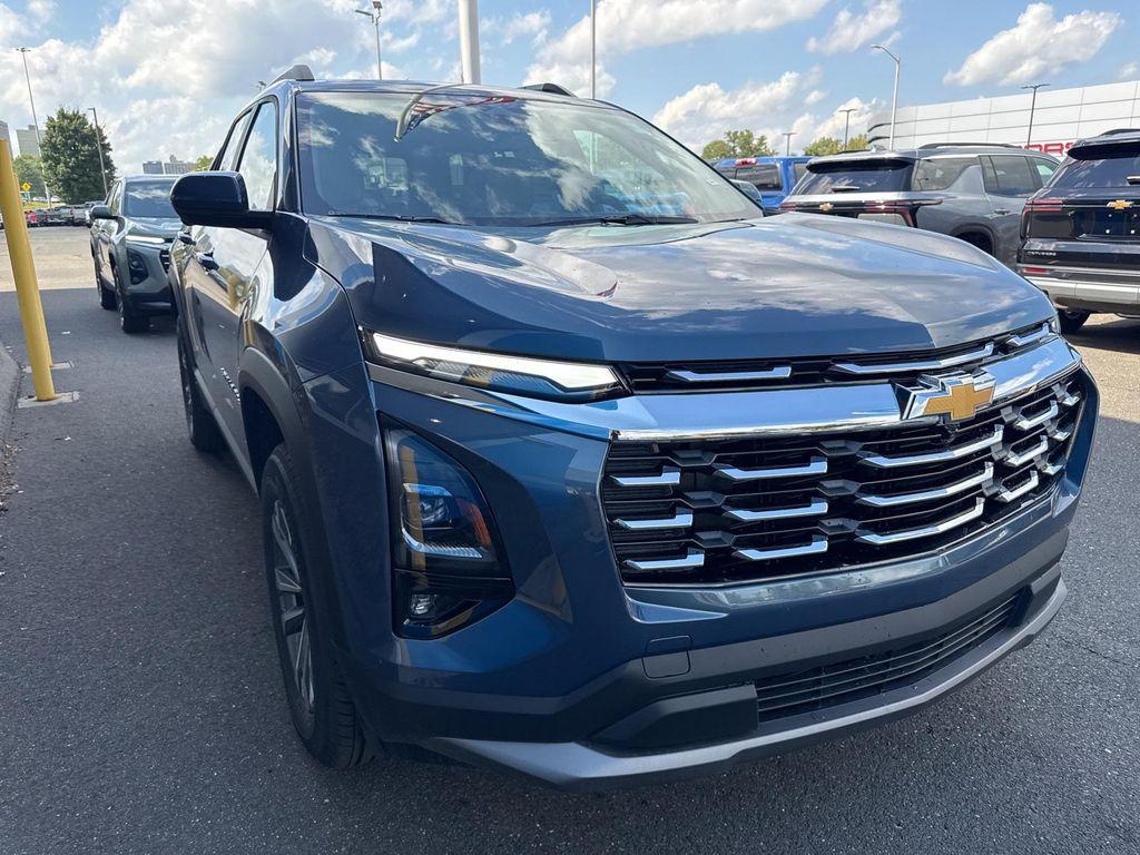 new 2026 Chevrolet Equinox car, priced at $36,400