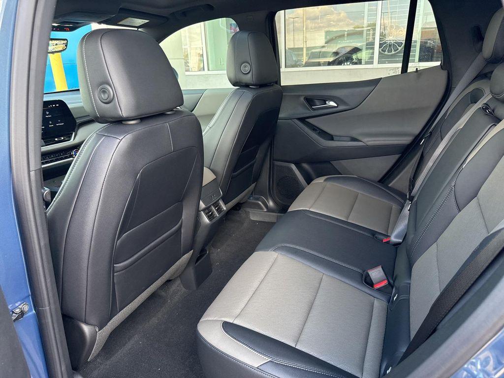 new 2026 Chevrolet Equinox car, priced at $36,400