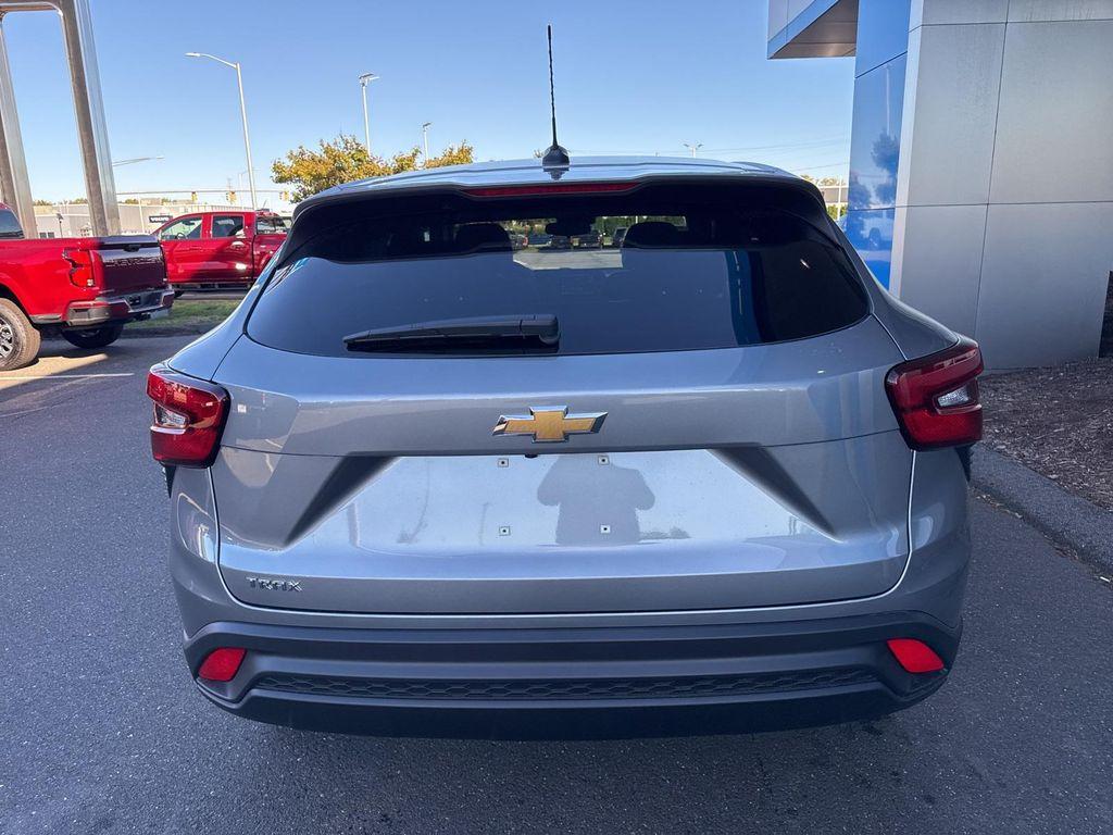 new 2026 Chevrolet Trax car, priced at $23,495
