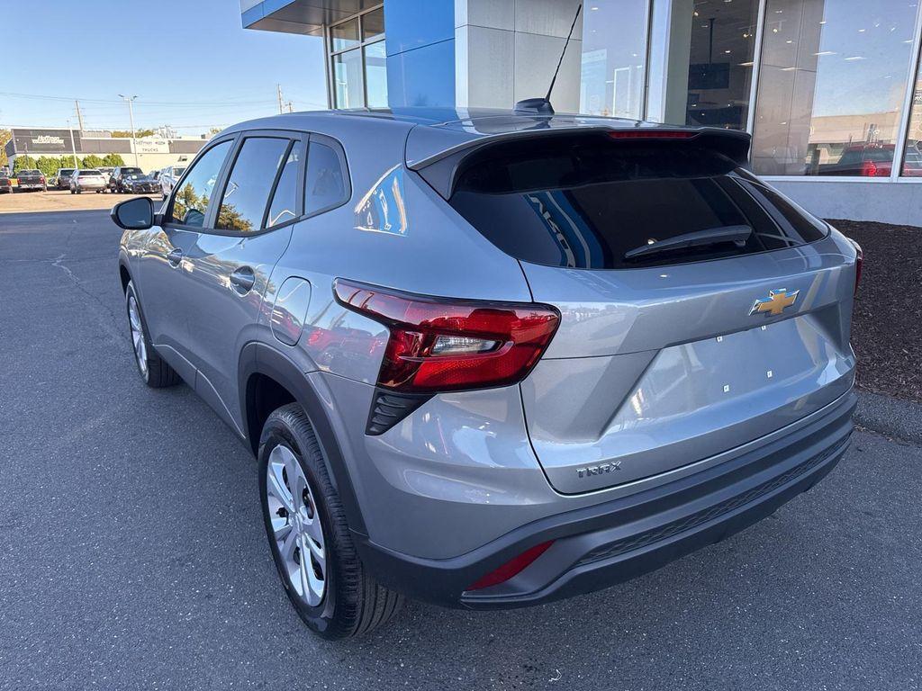 new 2026 Chevrolet Trax car, priced at $23,495