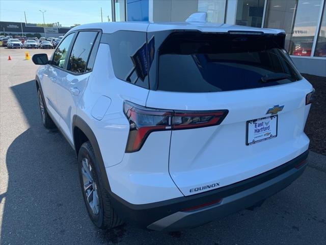 new 2026 Chevrolet Equinox car, priced at $32,995