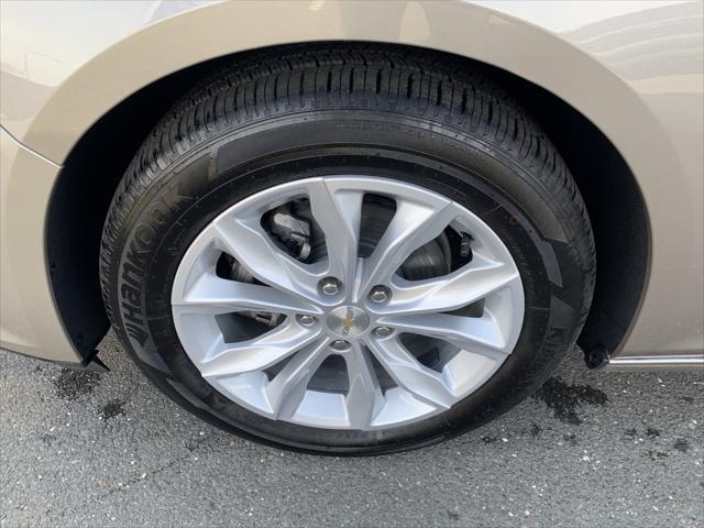 new 2025 Chevrolet Malibu car, priced at $29,985