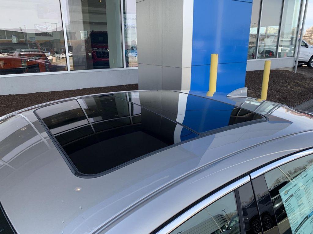 new 2025 Chevrolet Malibu car, priced at $29,245
