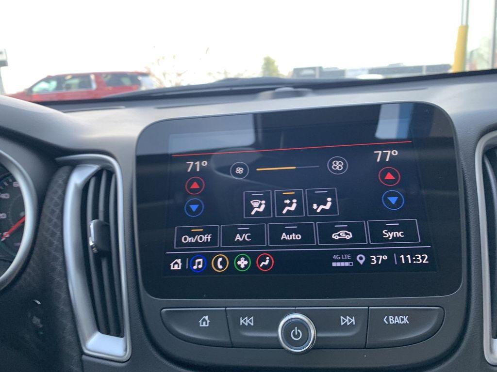 new 2025 Chevrolet Malibu car, priced at $29,245