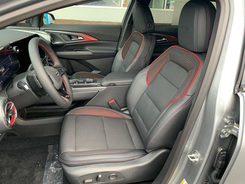 new 2026 Chevrolet Equinox EV car, priced at $41,095