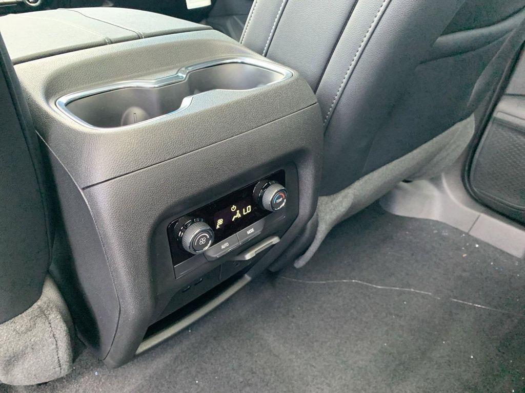 new 2026 Chevrolet Traverse car, priced at $45,570