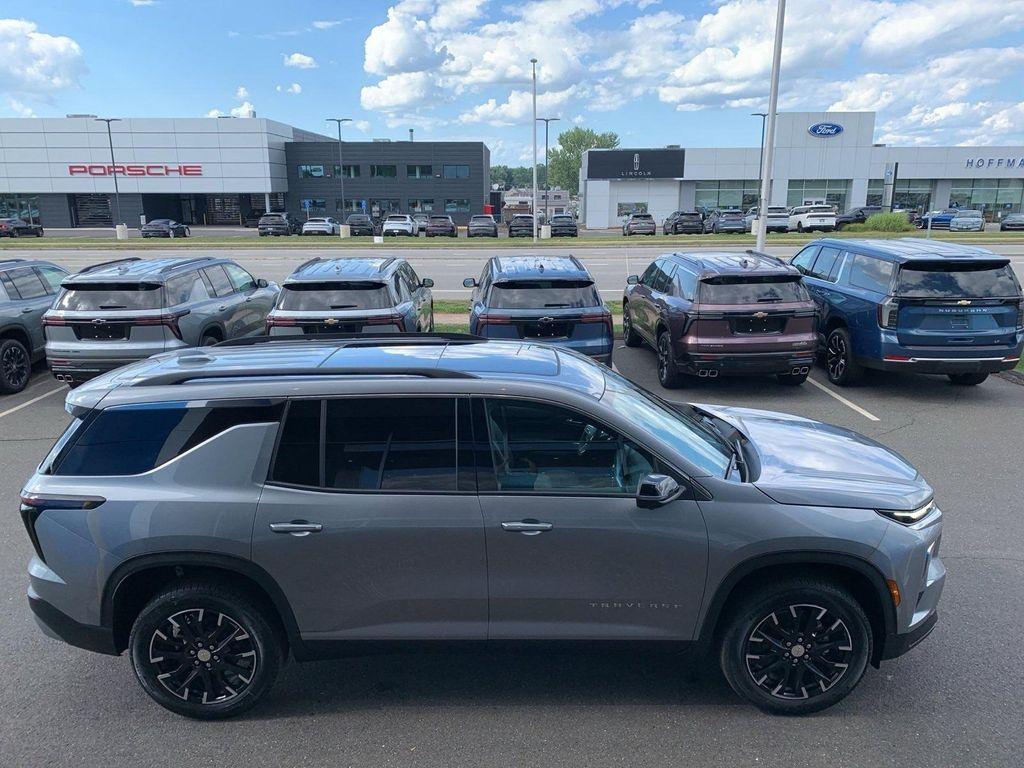 new 2026 Chevrolet Traverse car, priced at $45,570