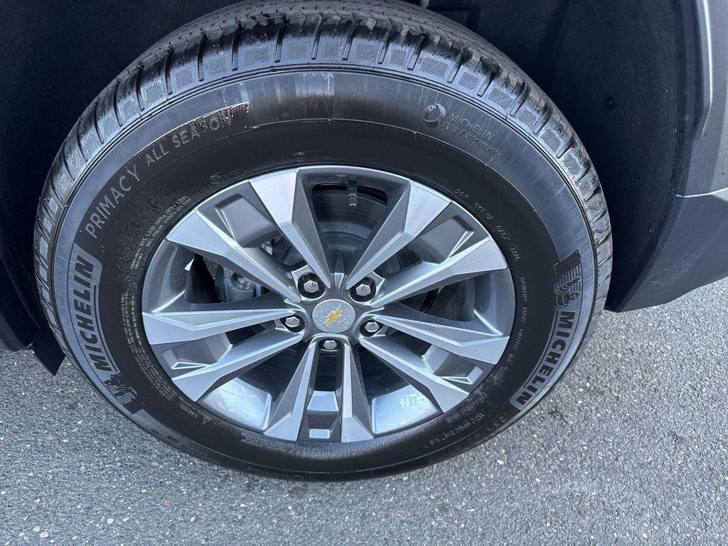 new 2026 Chevrolet Equinox car, priced at $37,460