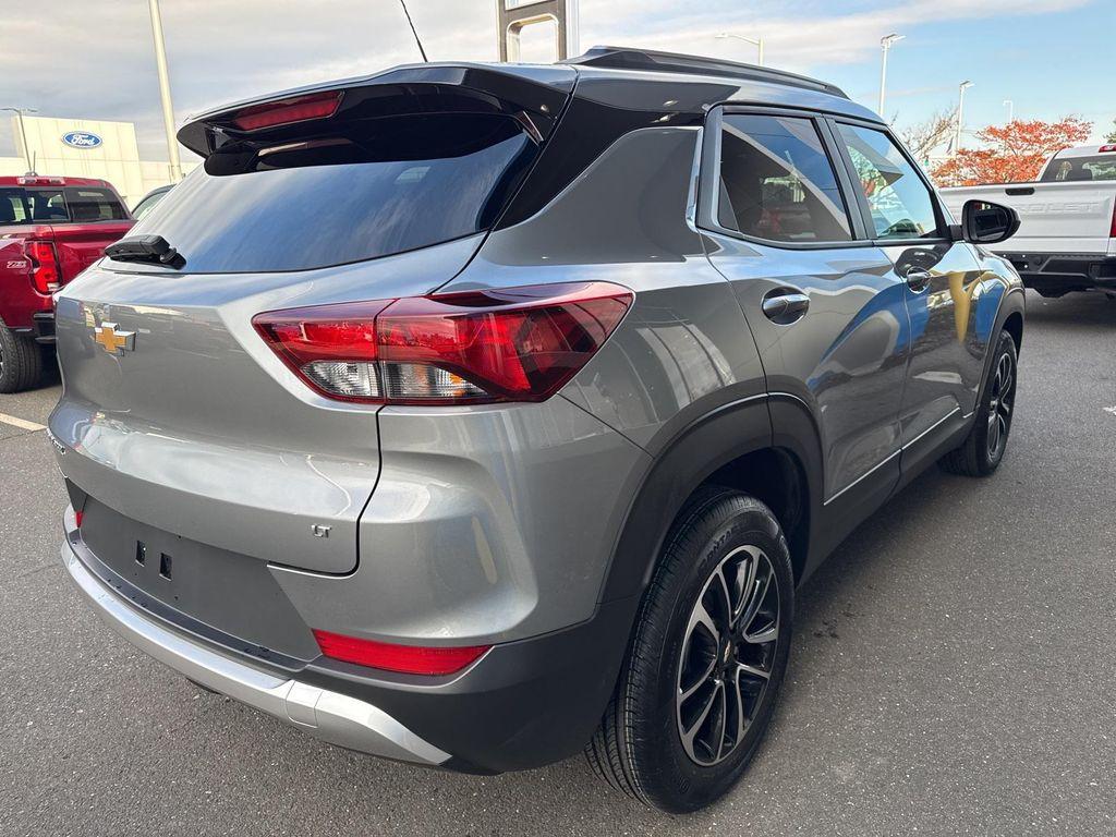 new 2025 Chevrolet TrailBlazer car, priced at $22,995