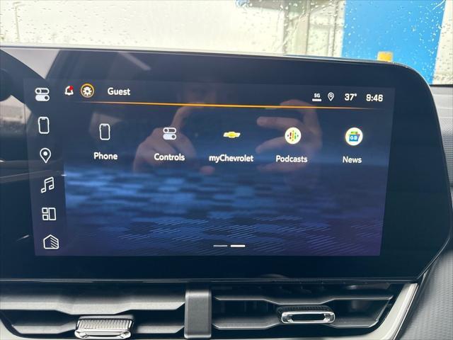 new 2026 Chevrolet Equinox car, priced at $28,695