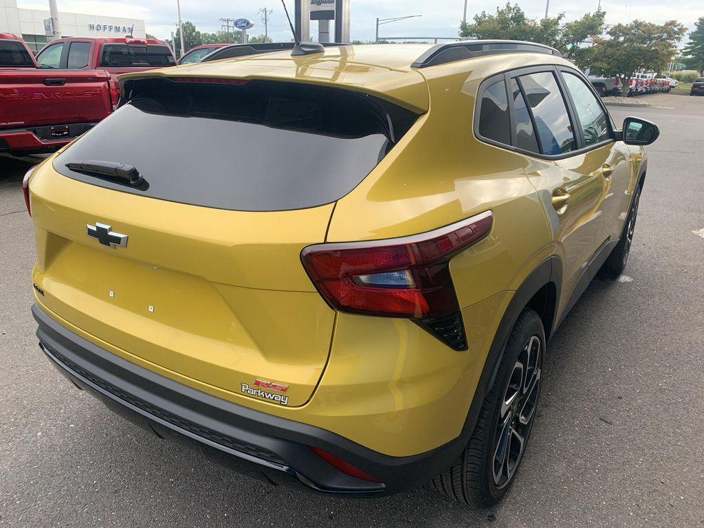 new 2025 Chevrolet Trax car, priced at $26,290
