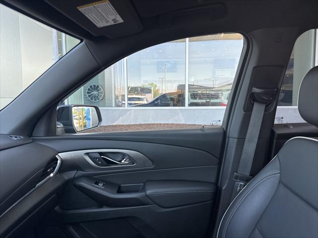 used 2022 Chevrolet Traverse car, priced at $33,887