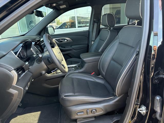 used 2022 Chevrolet Traverse car, priced at $33,887