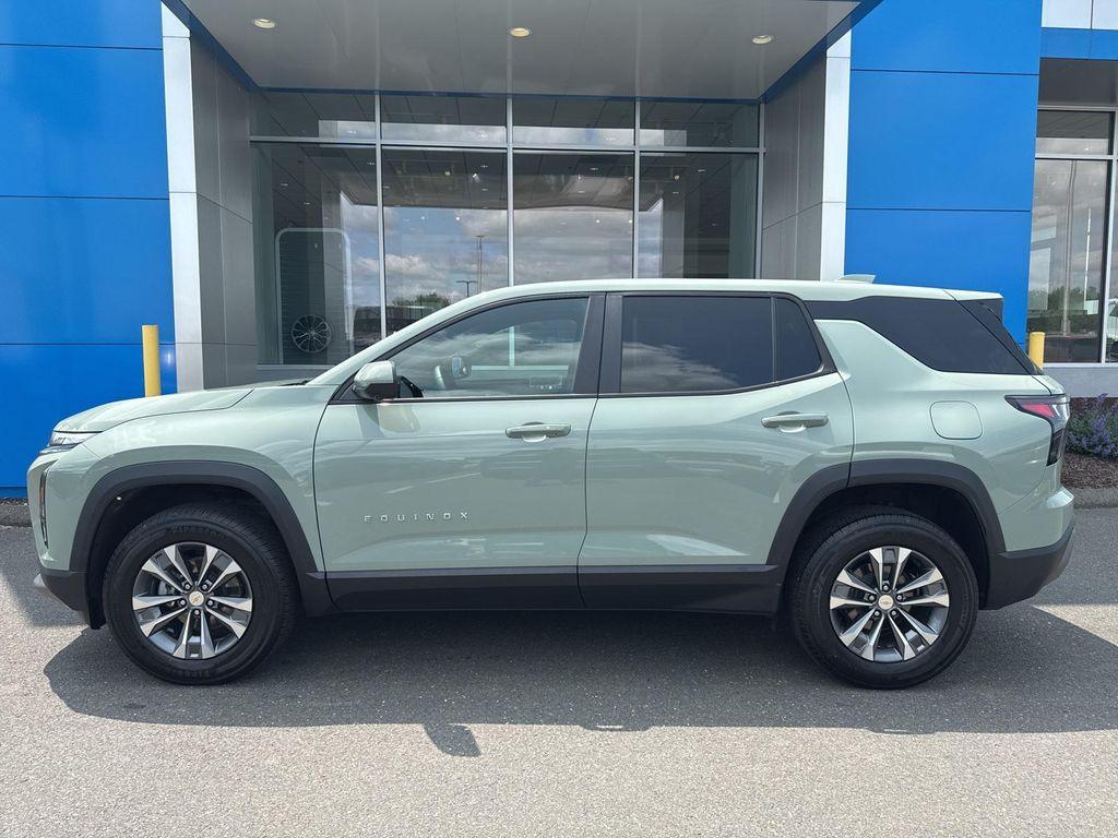 used 2025 Chevrolet Equinox car, priced at $24,980