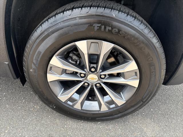 used 2025 Chevrolet Equinox car, priced at $27,980