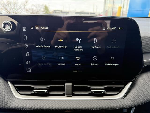new 2025 Chevrolet Equinox car, priced at $30,985