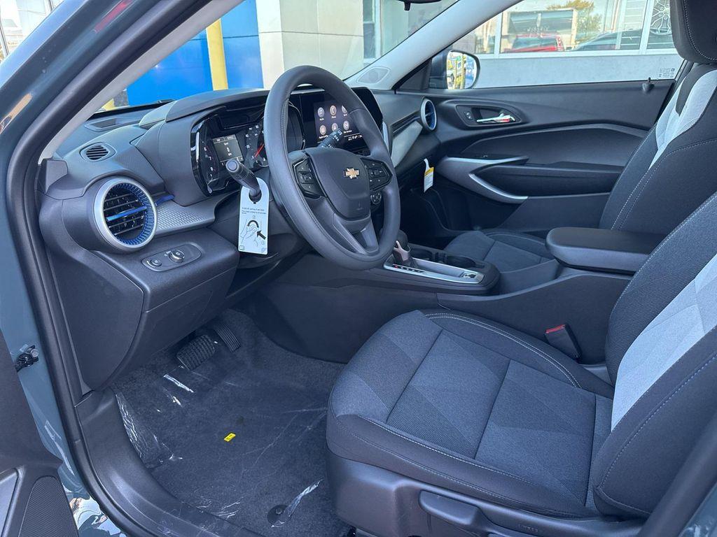 new 2026 Chevrolet Trax car, priced at $22,695