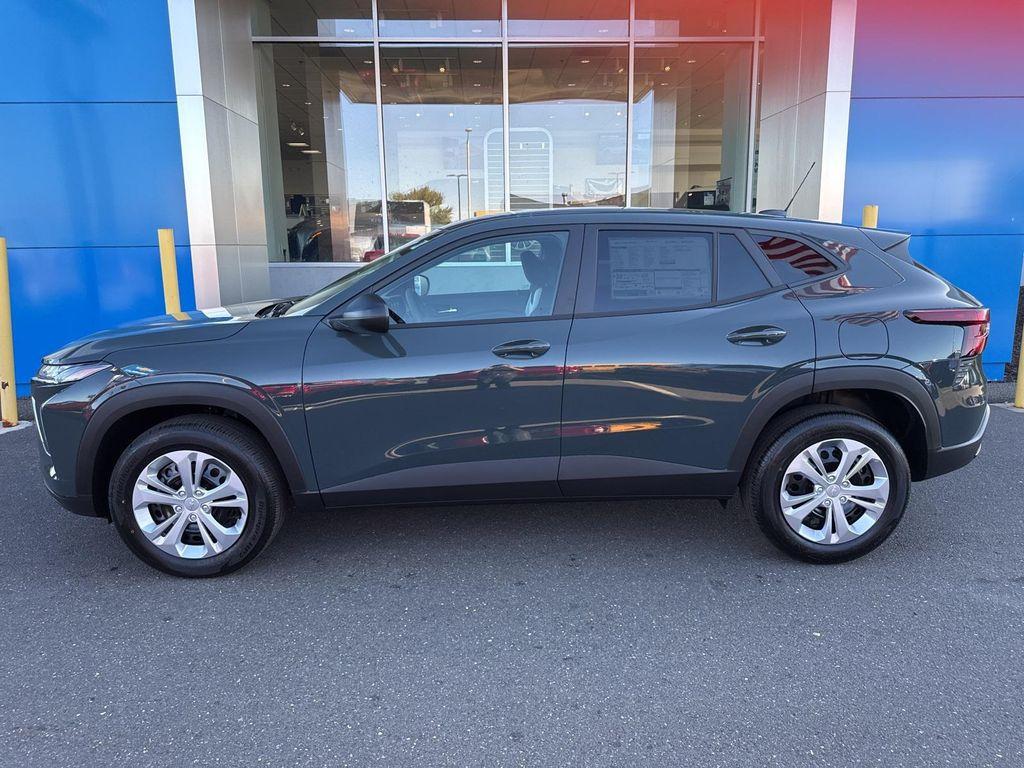 new 2026 Chevrolet Trax car, priced at $22,695