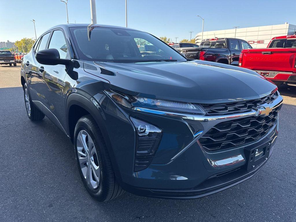 new 2026 Chevrolet Trax car, priced at $22,695