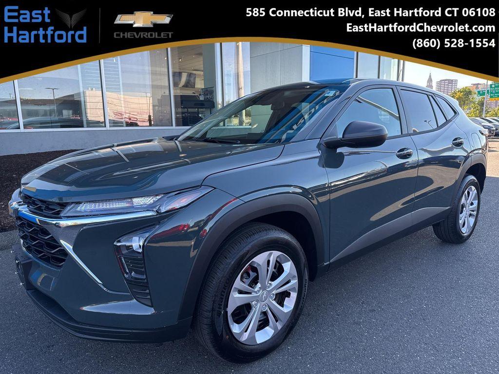 new 2026 Chevrolet Trax car, priced at $22,695