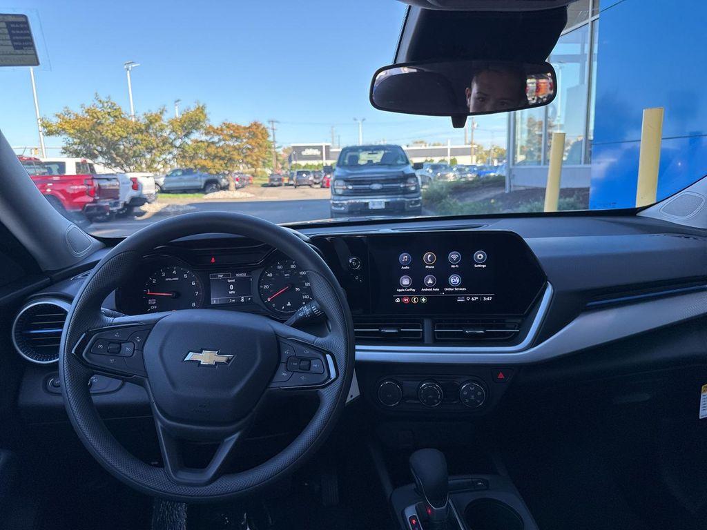 new 2026 Chevrolet Trax car, priced at $22,695