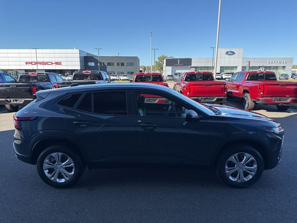 new 2026 Chevrolet Trax car, priced at $22,695