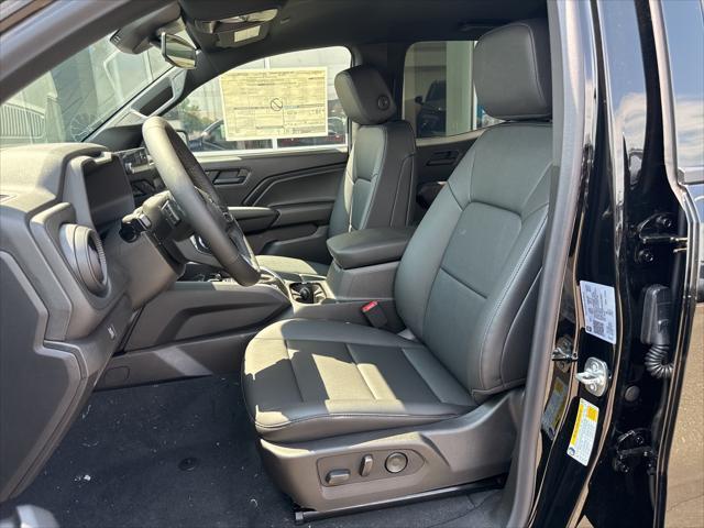 new 2025 Chevrolet Colorado car, priced at $45,900