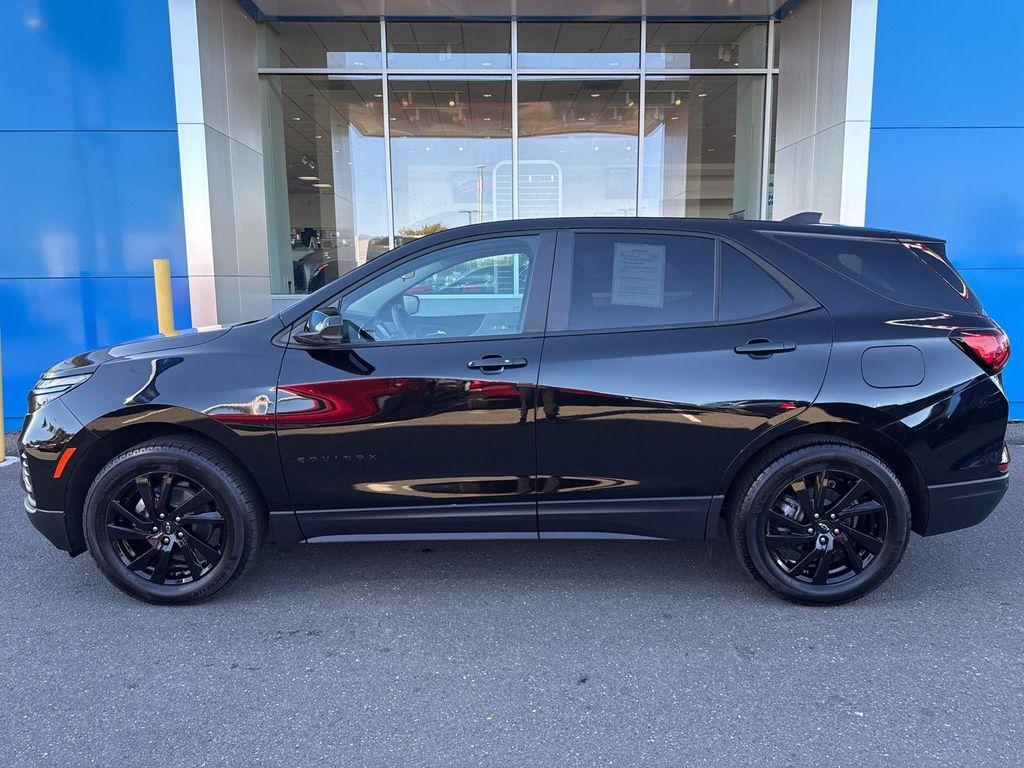 used 2024 Chevrolet Equinox car, priced at $23,882