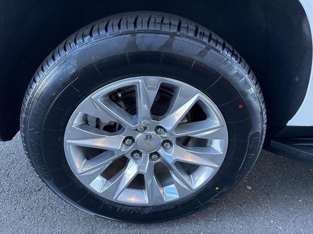 used 2023 Chevrolet Suburban car, priced at $52,980