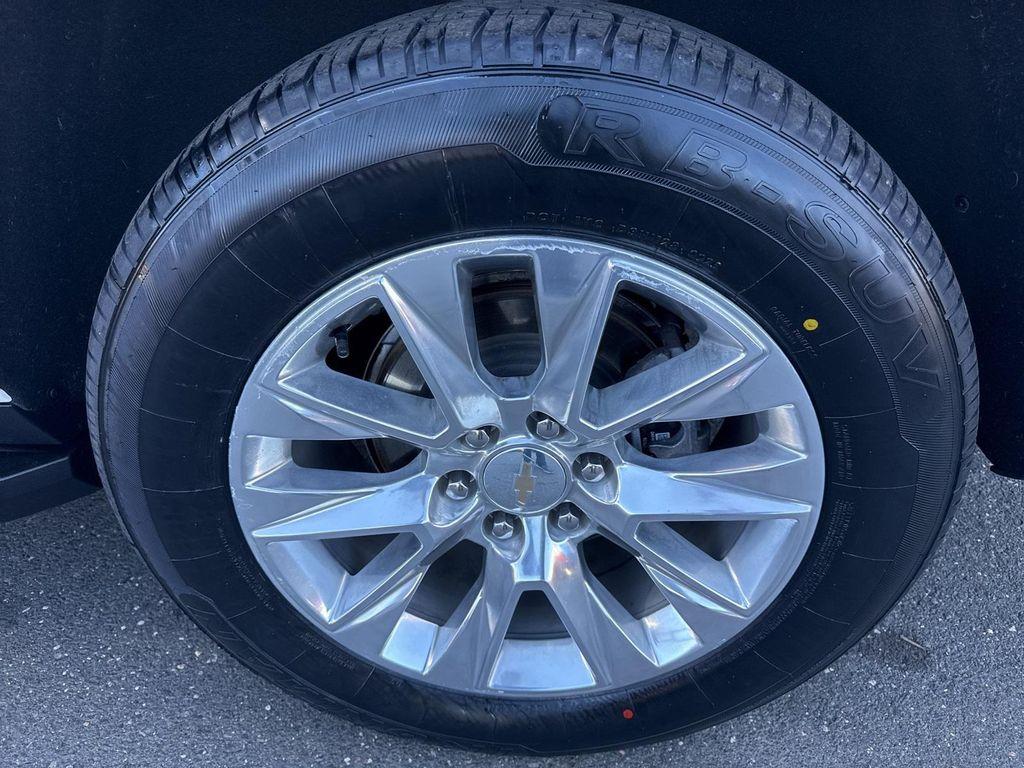 used 2023 Chevrolet Suburban car, priced at $52,980