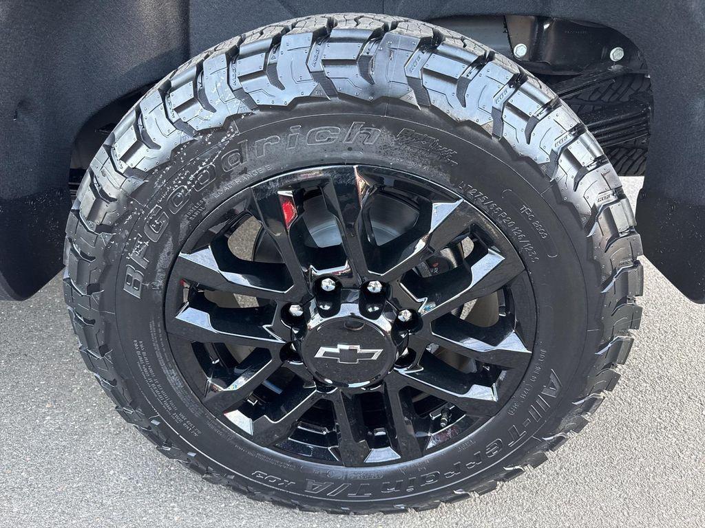 new 2026 Chevrolet Silverado 3500 car, priced at $82,310