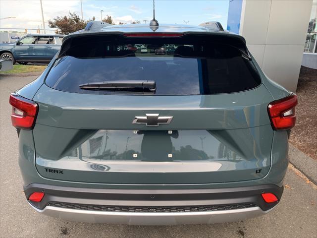 new 2025 Chevrolet Trax car, priced at $25,435