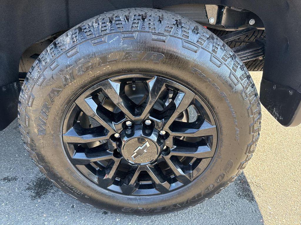 new 2025 Chevrolet Silverado 3500 car, priced at $84,030