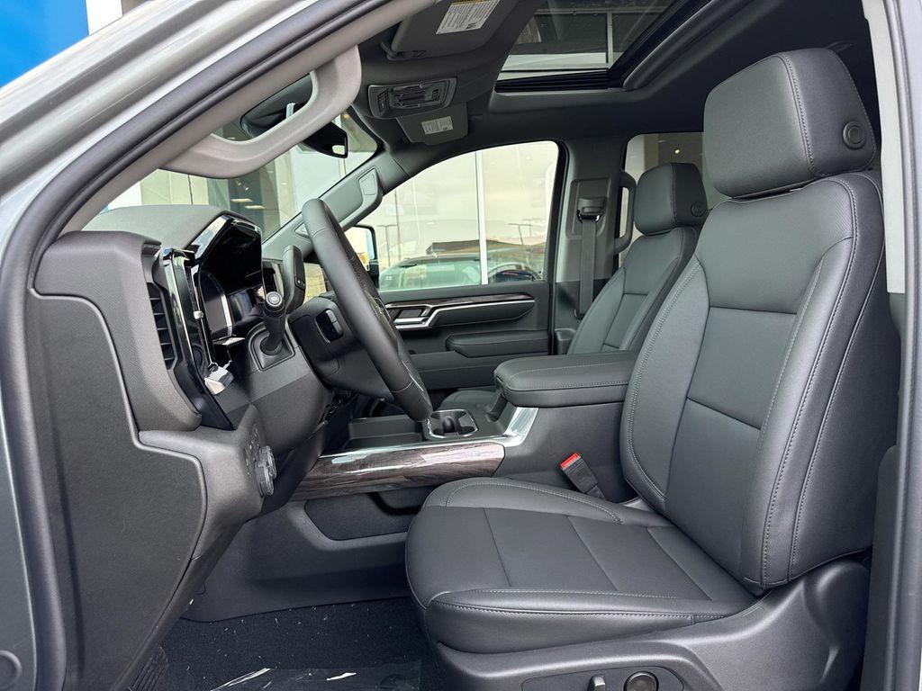 new 2026 Chevrolet Silverado 3500 car, priced at $84,915