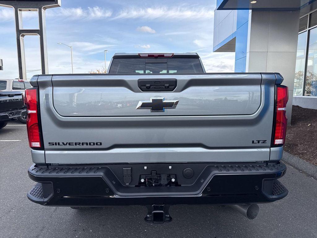 new 2026 Chevrolet Silverado 3500 car, priced at $84,915