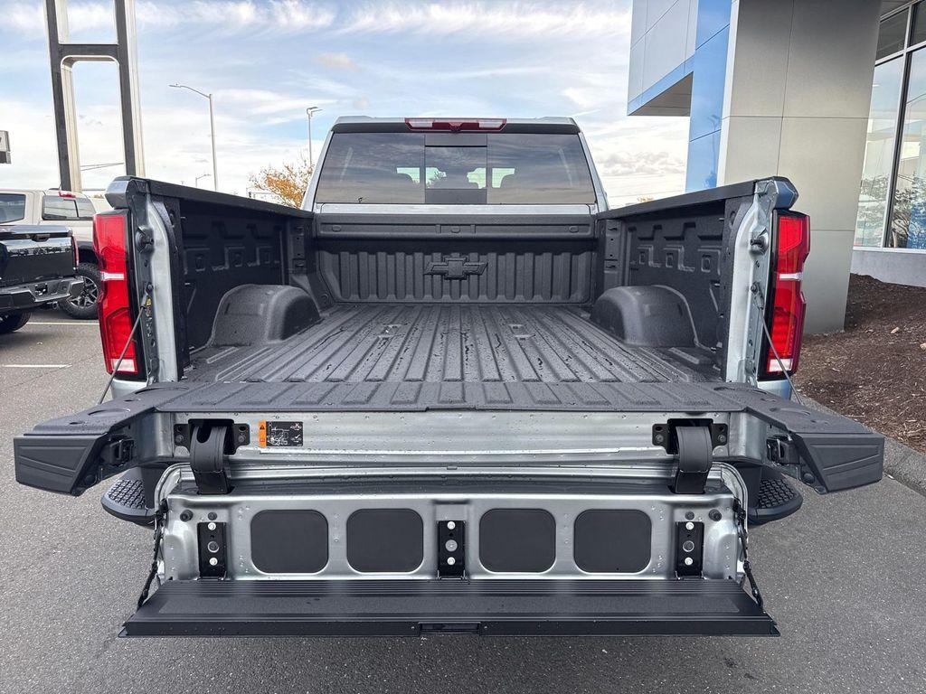 new 2026 Chevrolet Silverado 3500 car, priced at $84,915