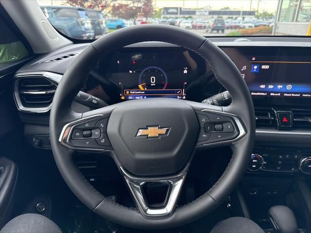 new 2025 Chevrolet TrailBlazer car, priced at $30,470
