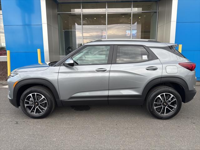 new 2025 Chevrolet TrailBlazer car, priced at $30,470