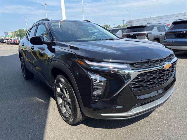 new 2025 Chevrolet Trax car, priced at $24,980