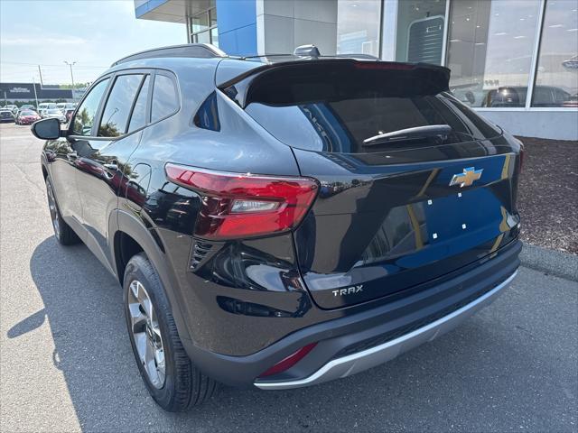 new 2025 Chevrolet Trax car, priced at $24,980