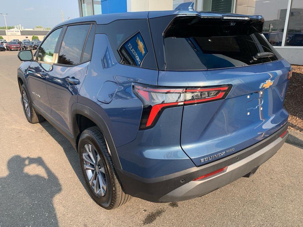 new 2026 Chevrolet Equinox car, priced at $29,935
