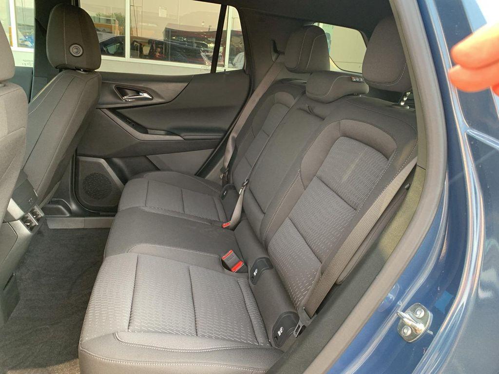 new 2026 Chevrolet Equinox car, priced at $29,935
