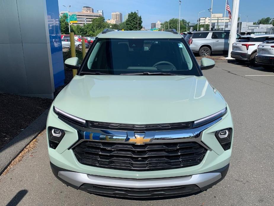 new 2025 Chevrolet TrailBlazer car, priced at $24,480