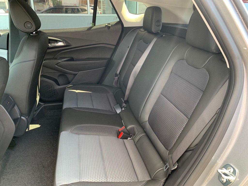 new 2025 Chevrolet Trax car, priced at $24,980