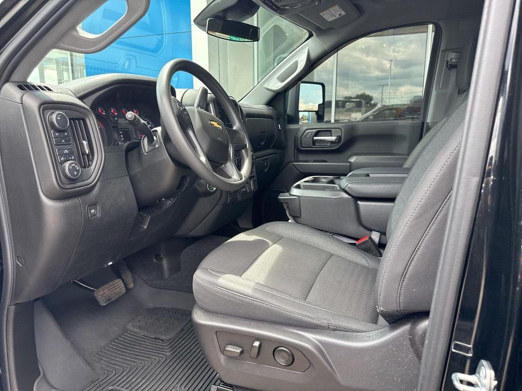 used 2024 Chevrolet Silverado 2500 car, priced at $48,742