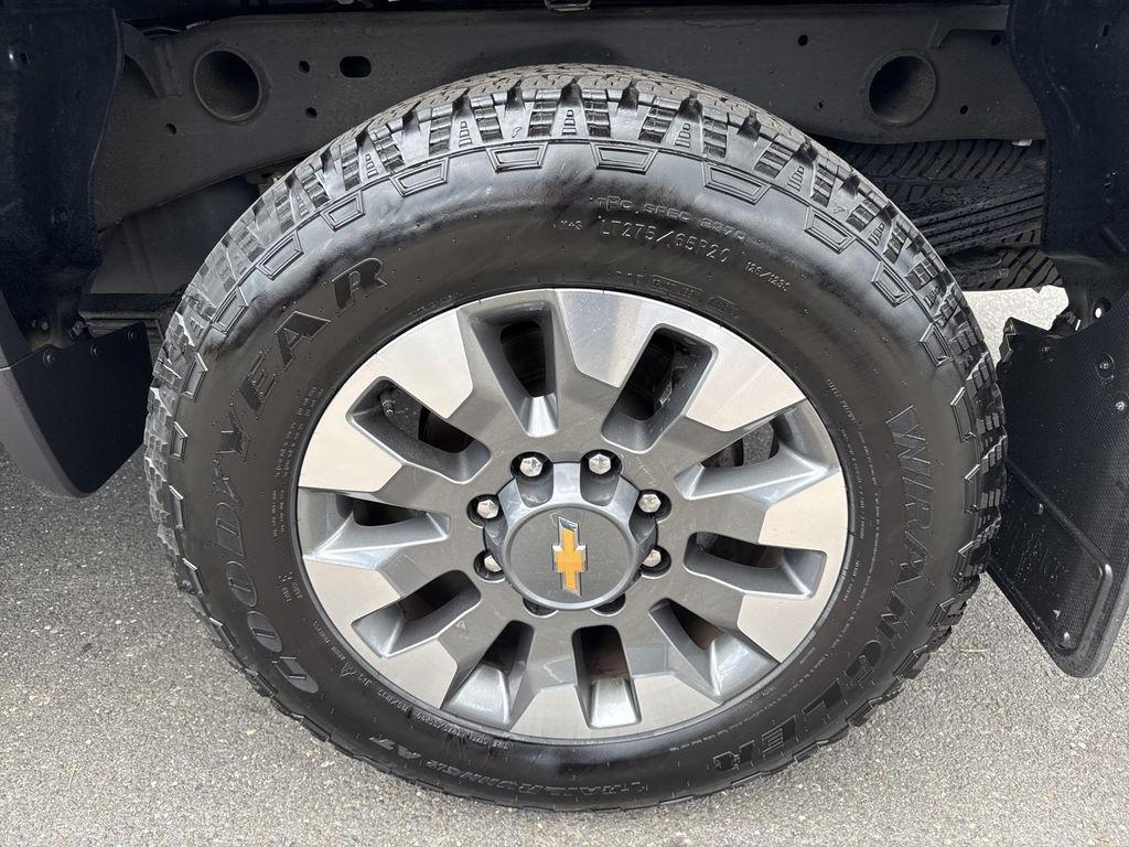 used 2024 Chevrolet Silverado 2500 car, priced at $48,742