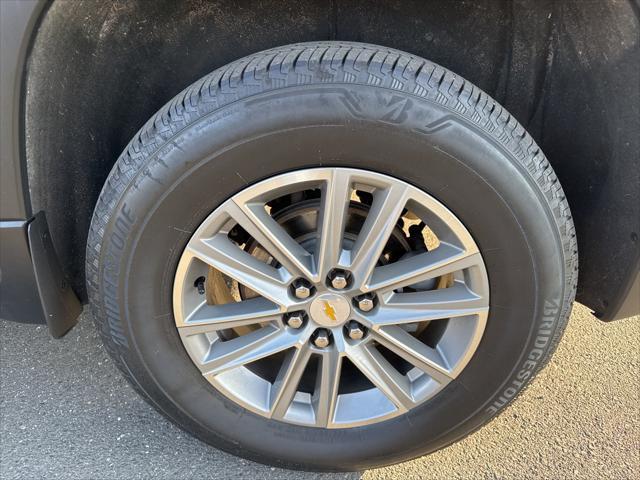 used 2022 Chevrolet Traverse car, priced at $29,490